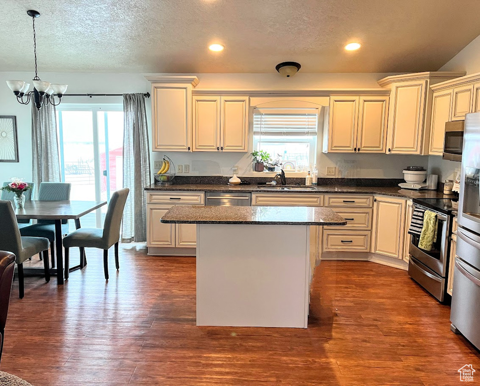 Photo 7 for MLS #2095907 at 510 100 West