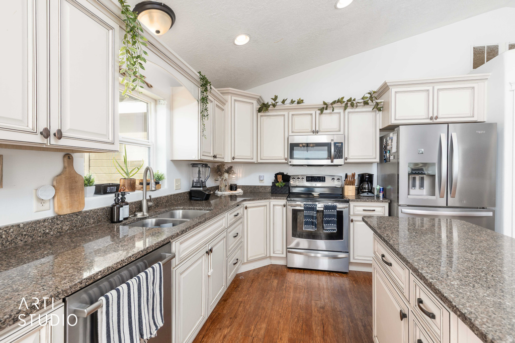 510 100 W Georgetown, ID 83239