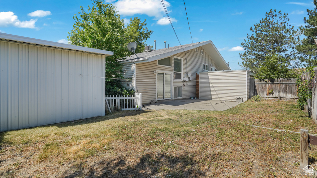 1888 W NEW YORK DR Salt Lake City, UT 84116