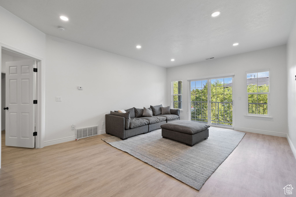 392 N SEVEN PEAKS BLVD #322 Provo, UT 84606