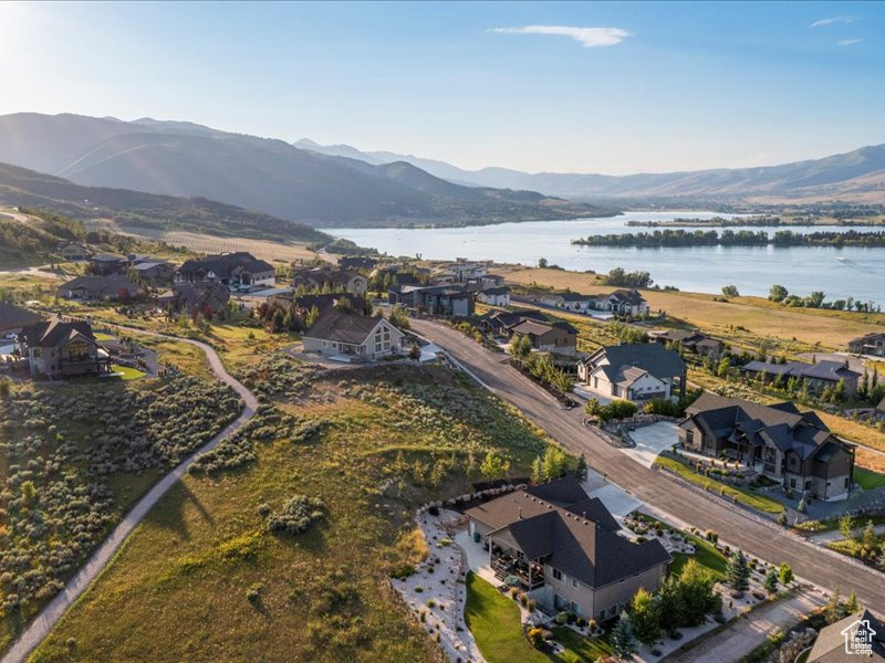 6321 E HAWKS LN Huntsville, UT 84317