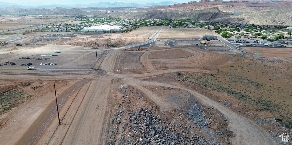 Aerial view of property\'s location with mountains