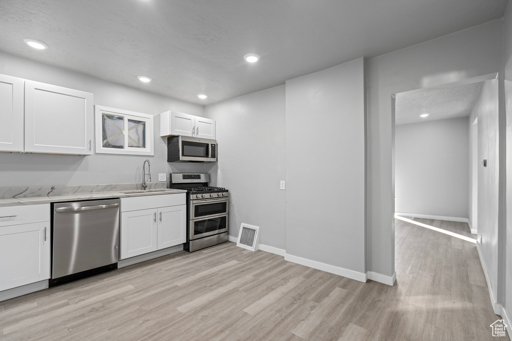 3174 S 9100 W Magna, UT 84044