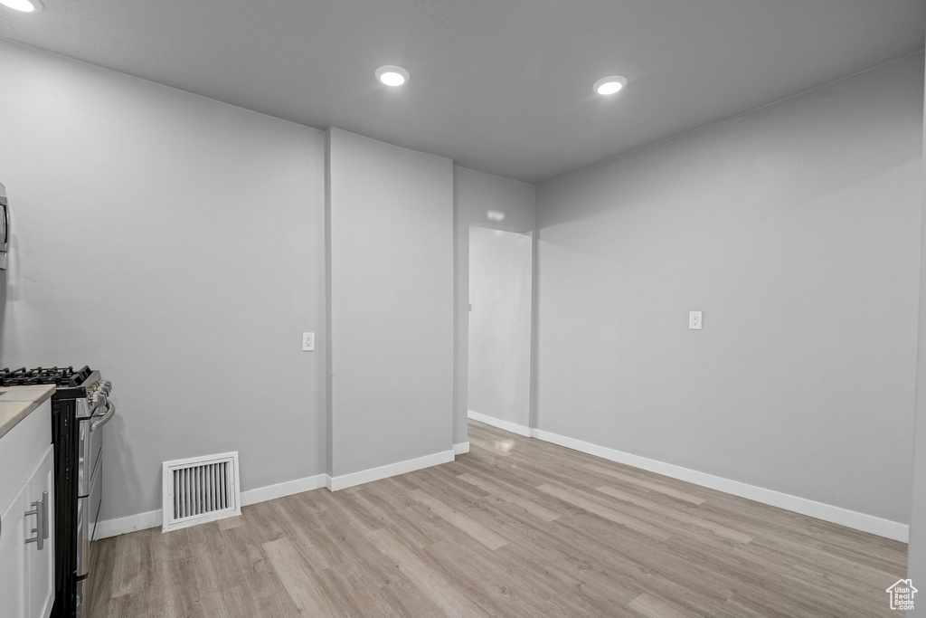 3174 S 9100 W Magna, UT 84044