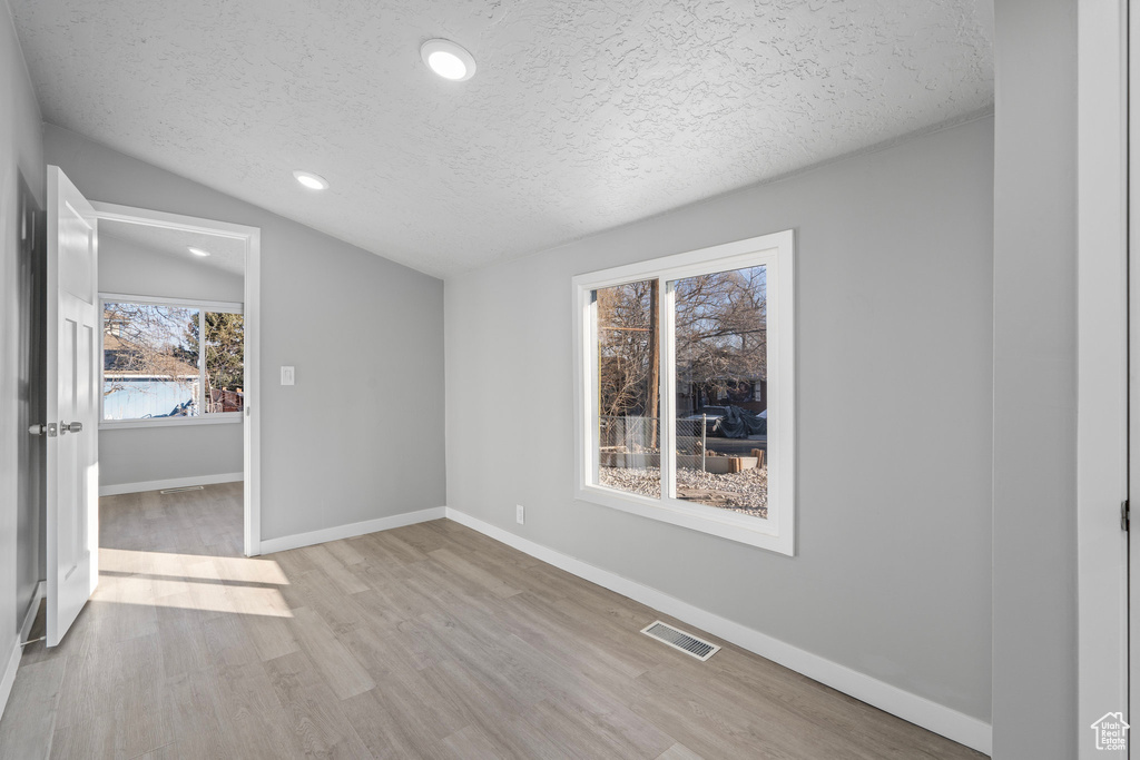 3174 S 9100 W Magna, UT 84044