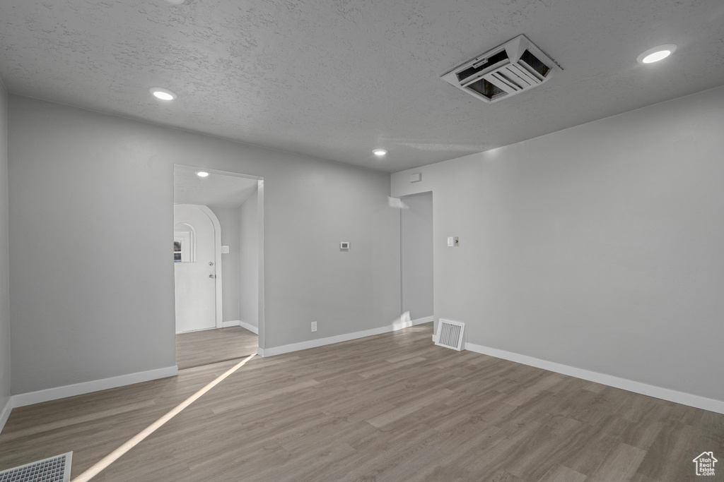 3174 S 9100 W Magna, UT 84044