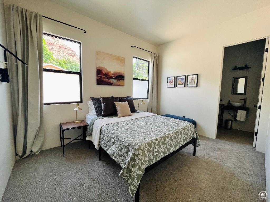 59 E MAIN ST Rockville, UT 84763