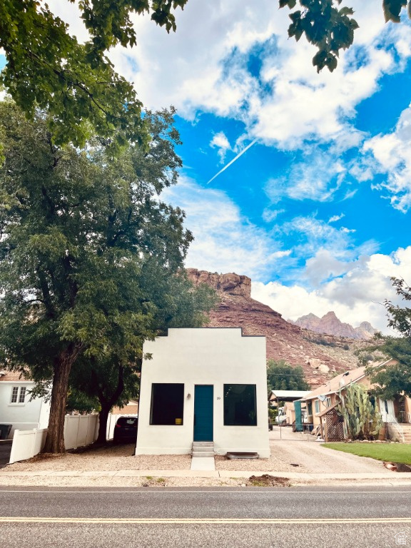 59 E MAIN ST Rockville, UT 84763