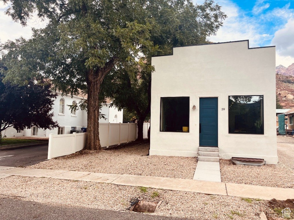 59 E MAIN ST Rockville, UT 84763