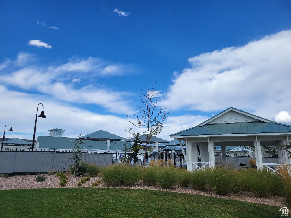 884 E SAND DOLLAR WAY #2332 Saratoga Springs, UT 84045
