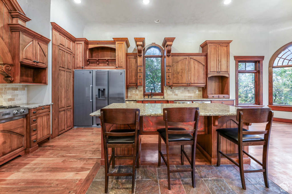 305 SUMMERWOOD DR Bountiful, UT 84010