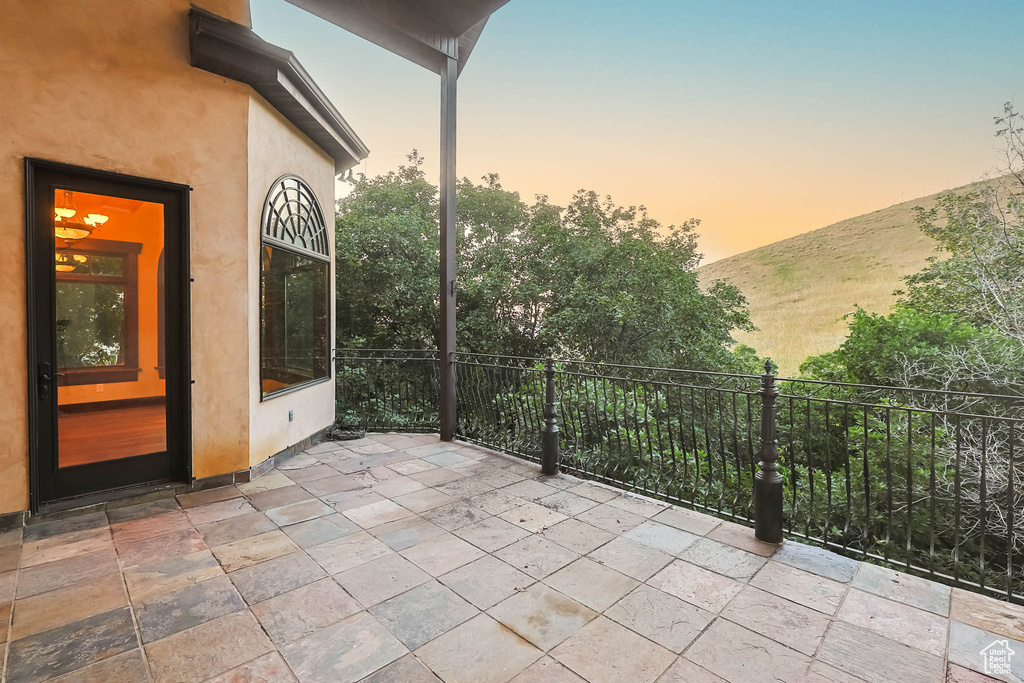 305 SUMMERWOOD DR Bountiful, UT 84010