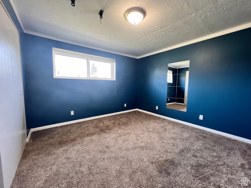 2072 W 5075 S Roy, UT 84067