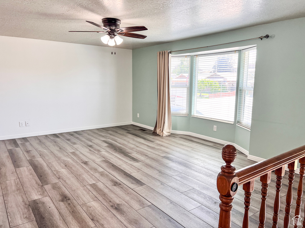 2072 W 5075 S Roy, UT 84067