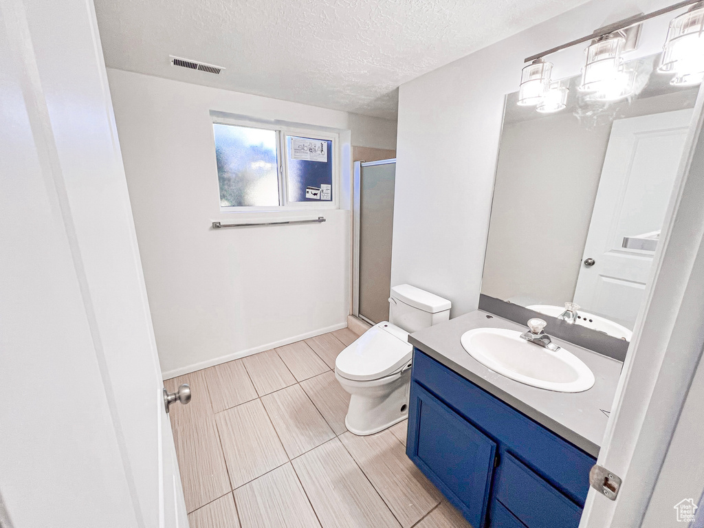 2072 W 5075 S Roy, UT 84067