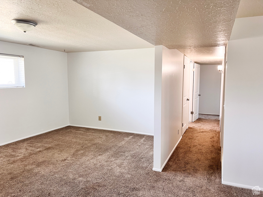 2072 W 5075 S Roy, UT 84067