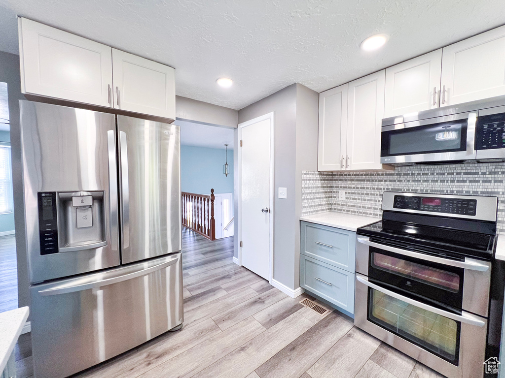 2072 W 5075 S Roy, UT 84067