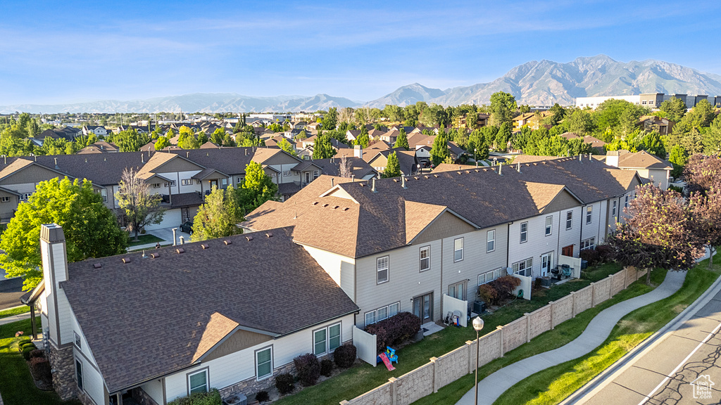 757 W CLUB OAKS DR Sandy, UT 84070
