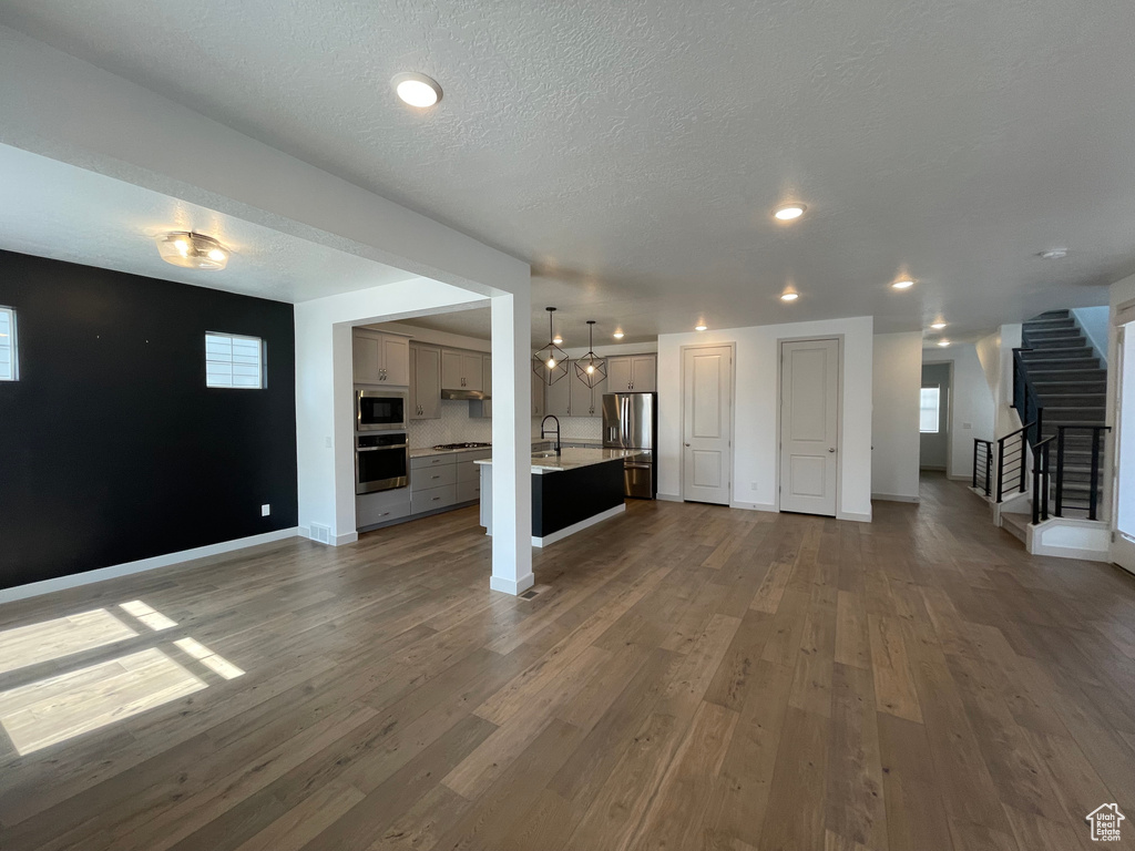 11766 S WATERCOURSE RD South Jordan, UT 84009
