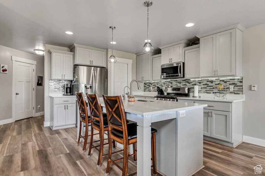 1934 E SUNNYVALE DR Eagle Mountain, UT 84005
