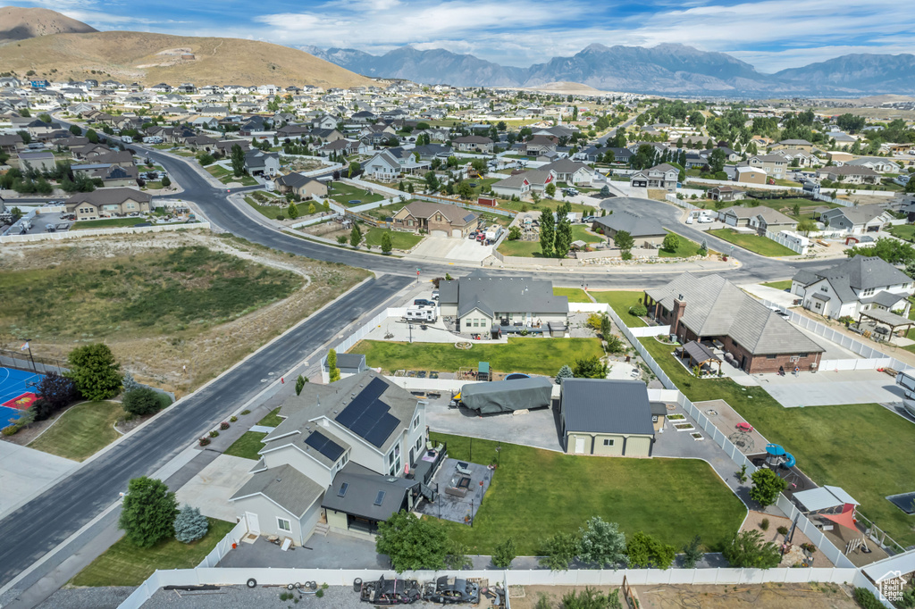 1934 E SUNNYVALE DR Eagle Mountain, UT 84005