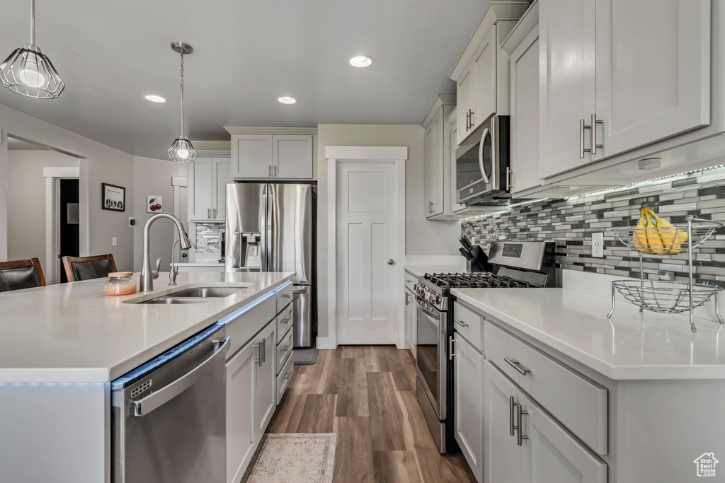1934 E SUNNYVALE DR Eagle Mountain, UT 84005