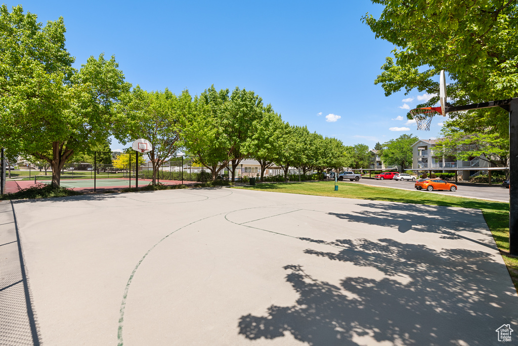3760 S CARLISLE PARK PLACE PL #3 Salt Lake City, UT 84119