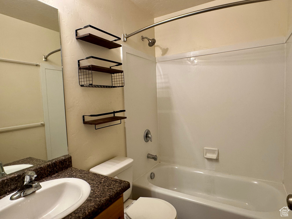 225 W 200 N Fillmore, UT 84631