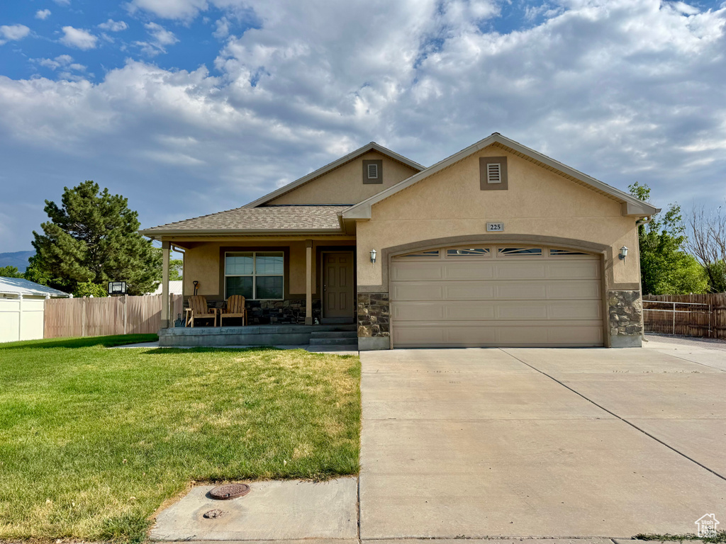 225 W 200 N Fillmore, UT 84631