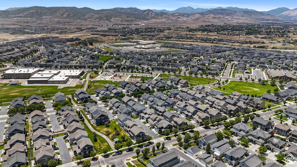 15186 S LIBERTY BELL DR Bluffdale, UT 84065