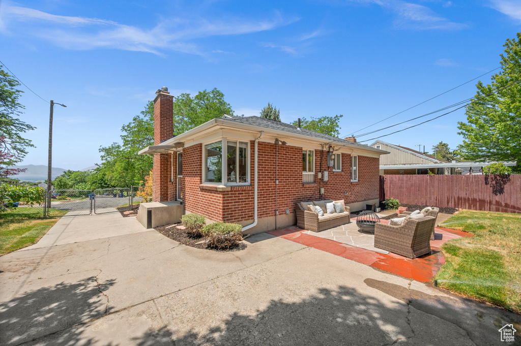 2153 S BROADMOOR ST Salt Lake City, UT 84109