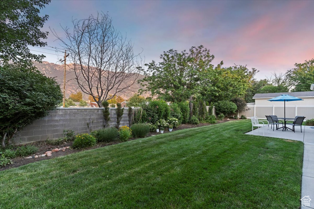 11051 S LONGDALE CIR Sandy, UT 84092