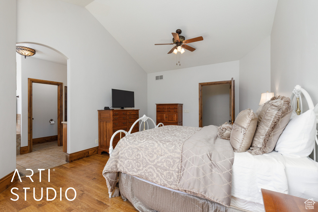 2124 N HERITAGE DR Farr West, UT 84404