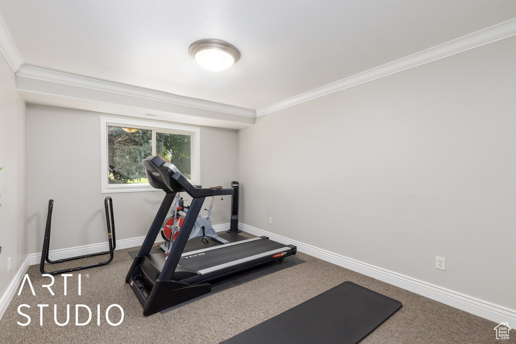 2124 N HERITAGE DR Farr West, UT 84404