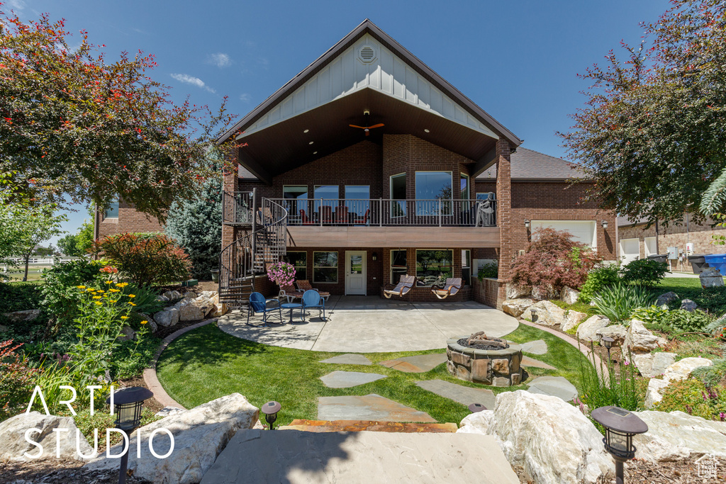2124 N HERITAGE DR Farr West, UT 84404