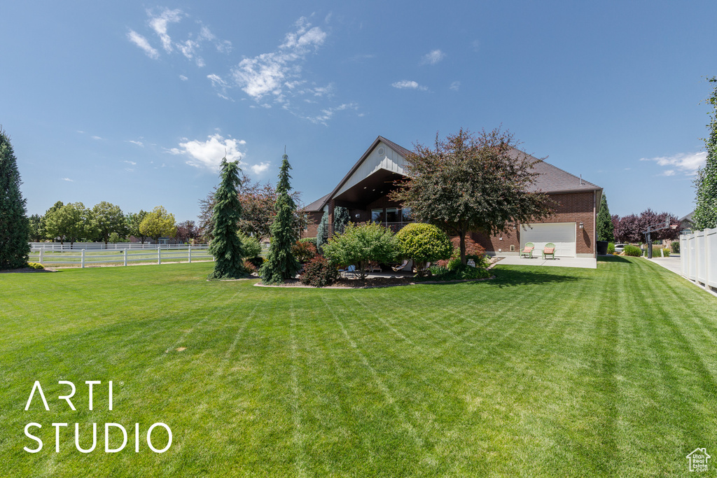 2124 N HERITAGE DR Farr West, UT 84404