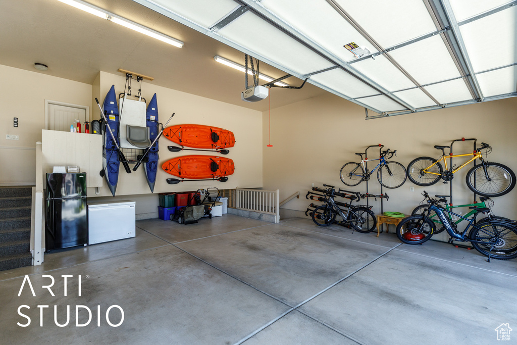 2124 N HERITAGE DR Farr West, UT 84404
