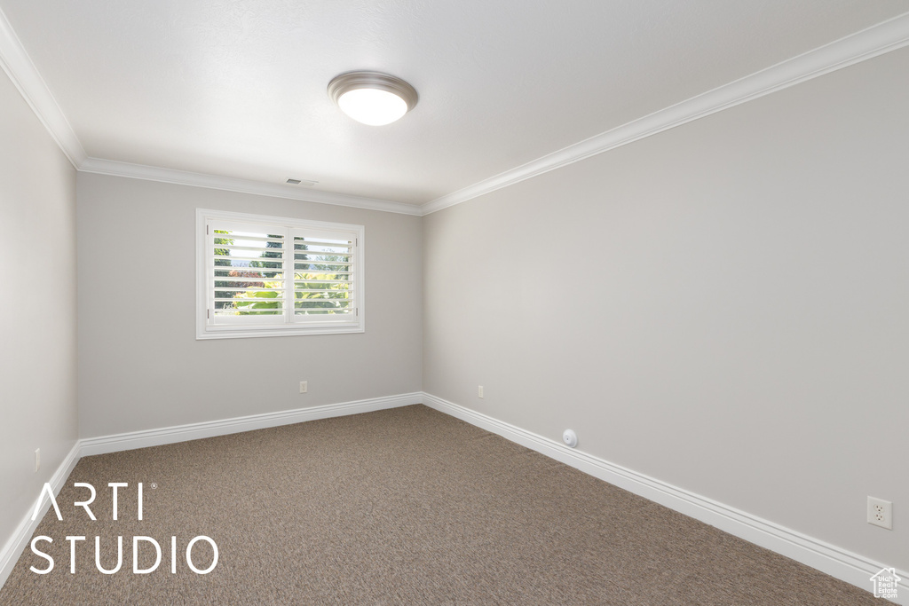 2124 N HERITAGE DR Farr West, UT 84404