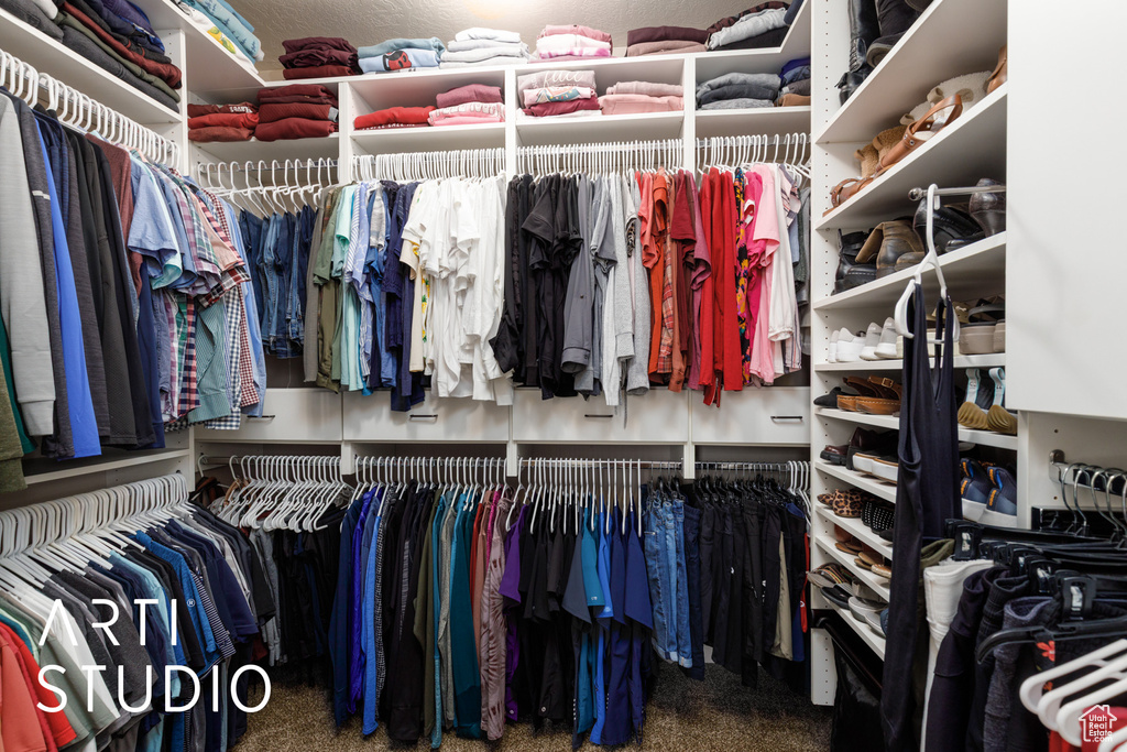 2124 N HERITAGE DR Farr West, UT 84404