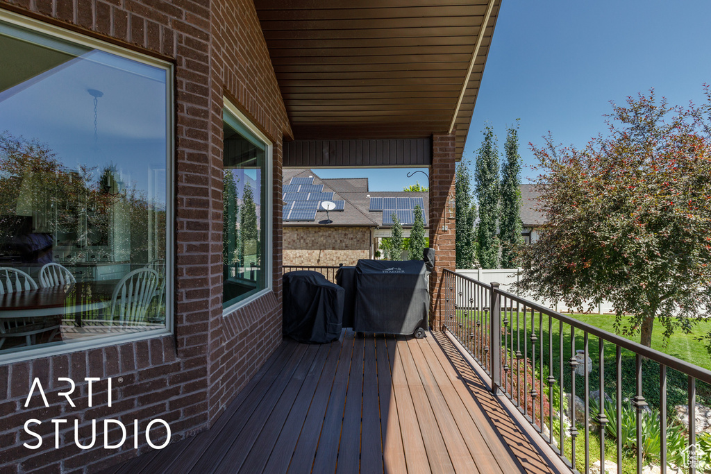 2124 N HERITAGE DR Farr West, UT 84404