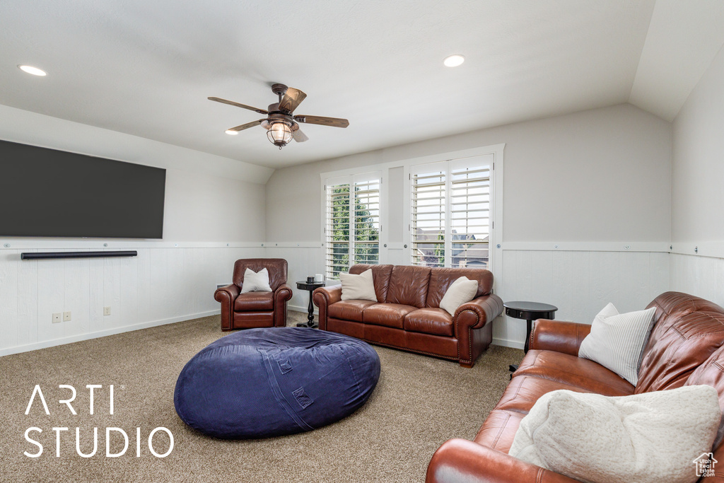 2124 N HERITAGE DR Farr West, UT 84404
