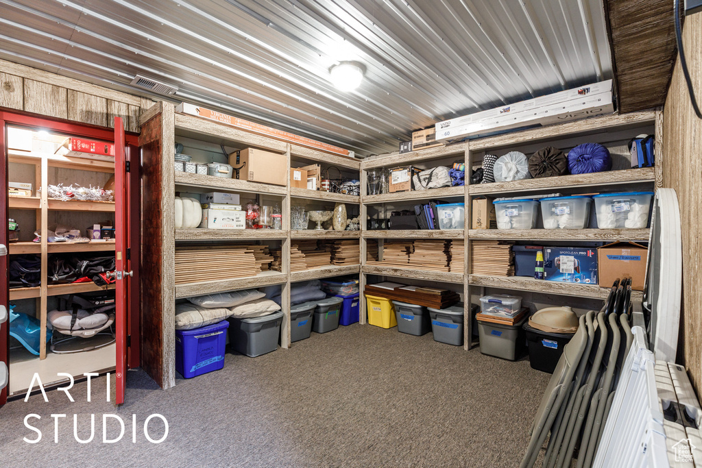 2124 N HERITAGE DR Farr West, UT 84404