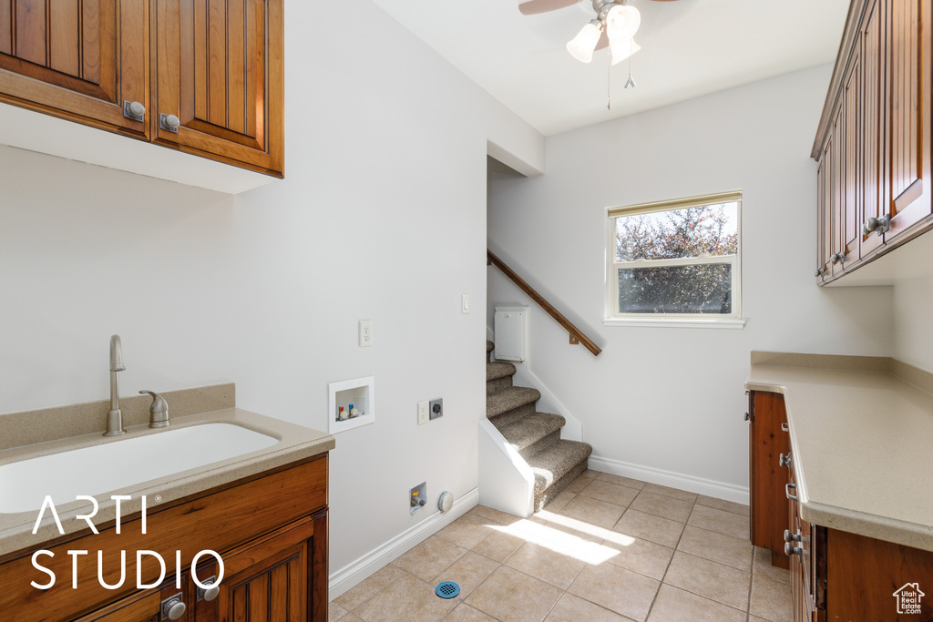 2124 N HERITAGE DR Farr West, UT 84404