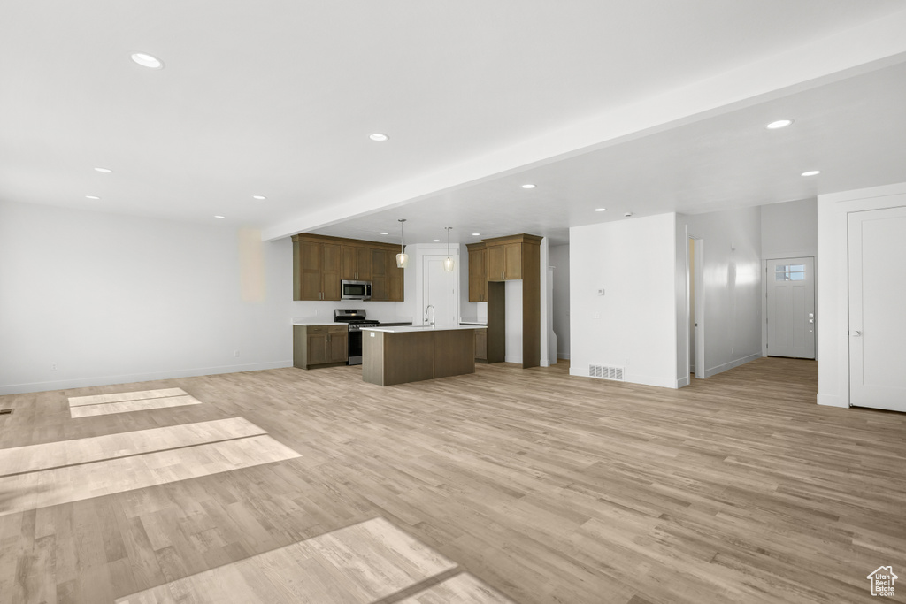 2831 S ALLISON WAY #110 Syracuse, UT 84075