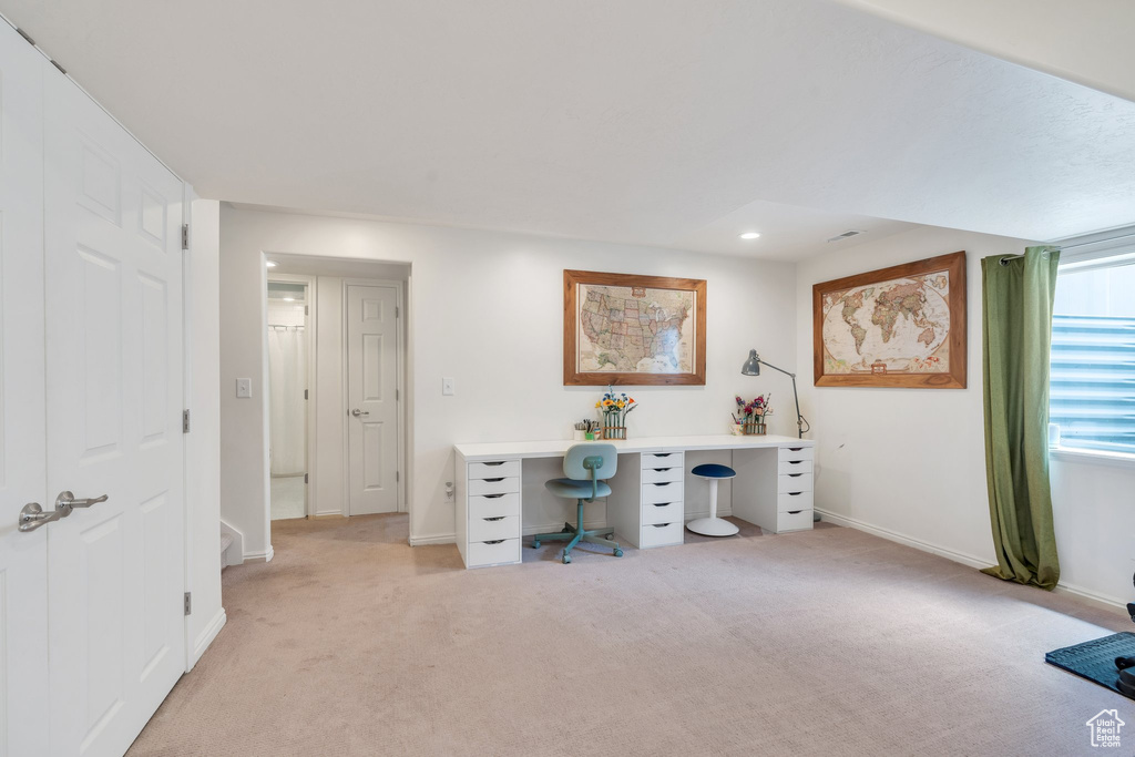 Office featuring light carpet and recessed lighting