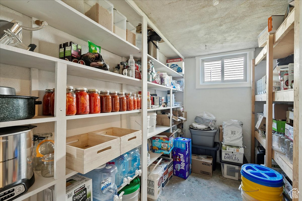 2747 N 1050 E North Ogden, UT 84414