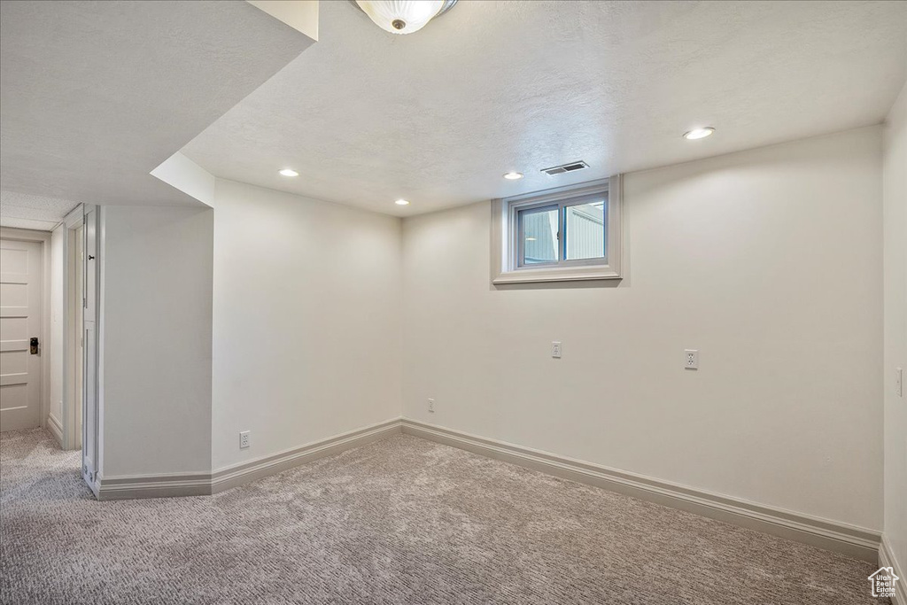 2747 N 1050 E North Ogden, UT 84414