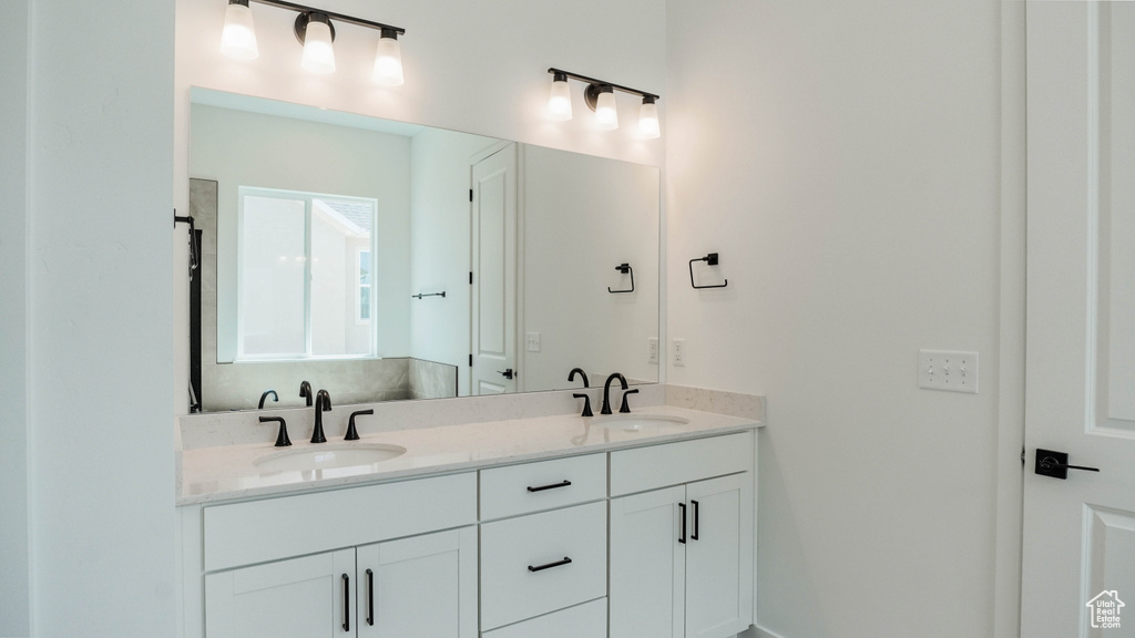 Photo 7 for MLS #2096081 at 869 W Black Tail Dr #219