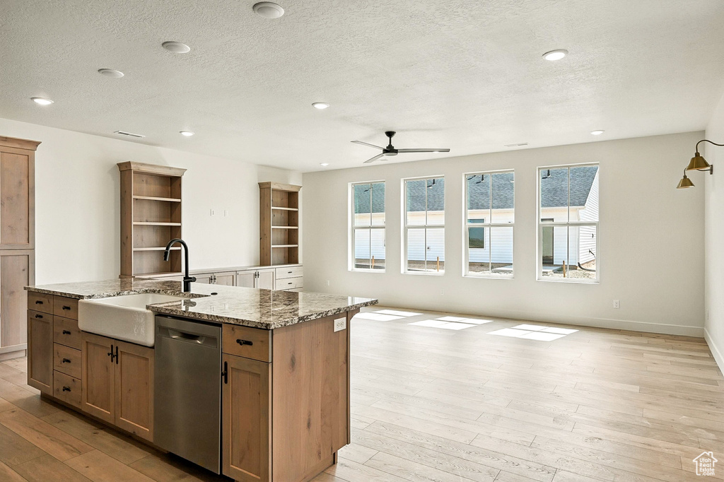 1158 N YUCCA ST Cedar City, UT 84721