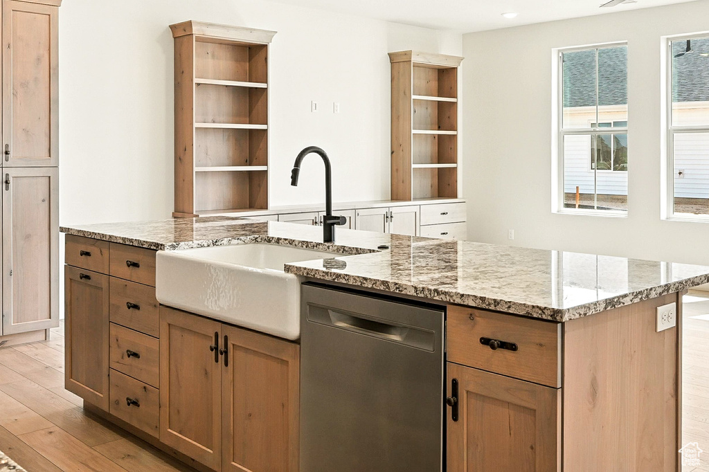 1158 N YUCCA ST Cedar City, UT 84721